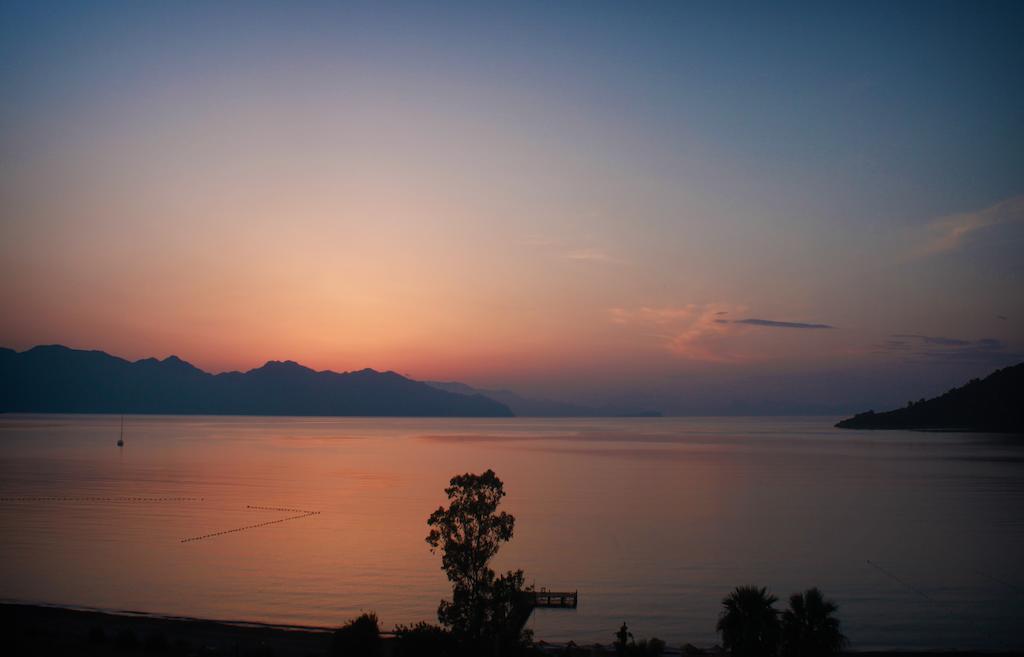 Verano Beach Hotel İçmeler Buitenkant foto